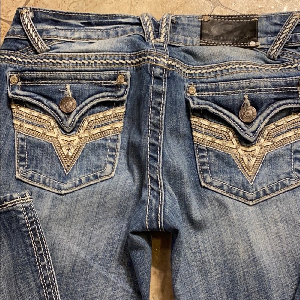 Capris - Picture 5 of 5